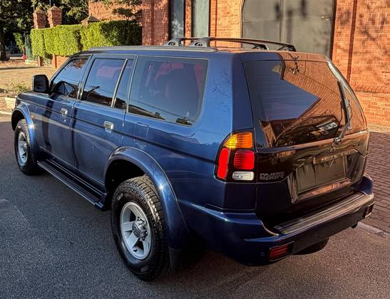 MITSUBISHI PAJERO 3.0 GLS 4X4 V6 24V GASOLINA 4P AUTOMÁTICO
